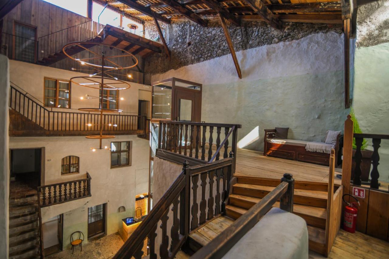 Roessl Bianco B&B&B 메라노 외부 사진